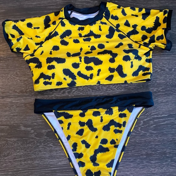 Animal print plus size shein bathing suit - Picture 3 of 6